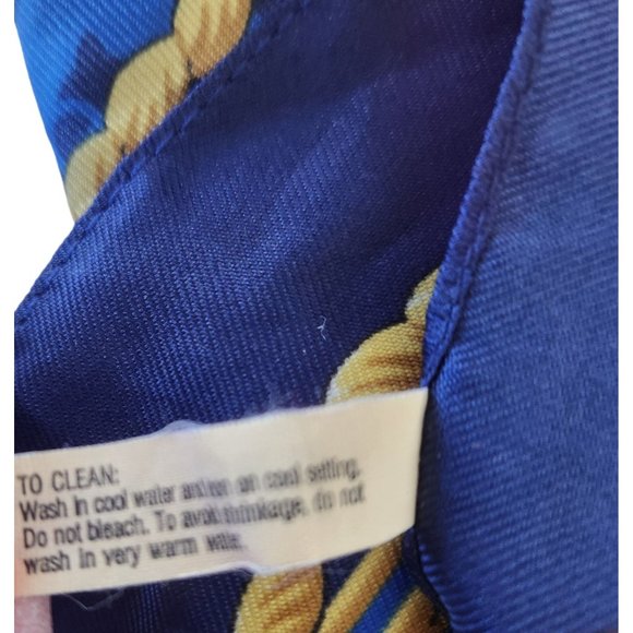 Vintage Avon 1980s Scarf Made in Italy Excusively for Avon Rectangle 11" x 54" - Picture 7 of 10